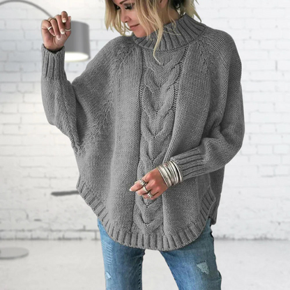 Betsy - Knitted Sweater with Cable Pattern