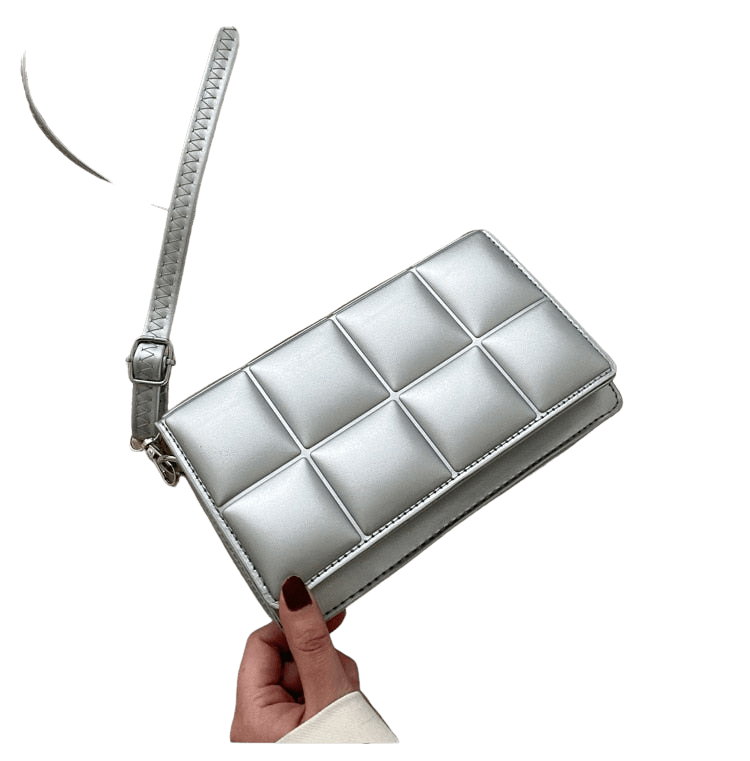 Bolsa feminina Berlim© | Moda Europa 2023