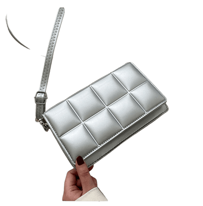 Bolsa feminina Berlim© | Moda Europa 2023